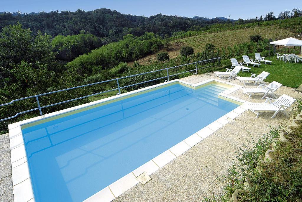 فيلا Monteu Roeroفي Agriturismo Cascina Vrona المظهر الخارجي الصورة